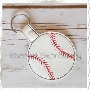 Baseball oder Softball In The Hoop Snap Tab Schlüsselanhänger Stickdatei