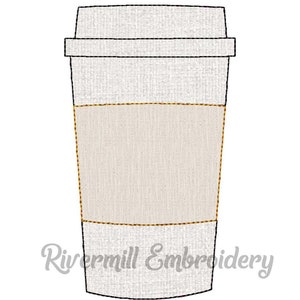 Puede incluir: Un vaso de café para llevar blanco con una banda marrón en el medio. El vaso tiene una tapa negra.