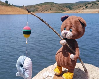 Lucky the Fishing Cat Amigurumi Crochet Pattern PDF