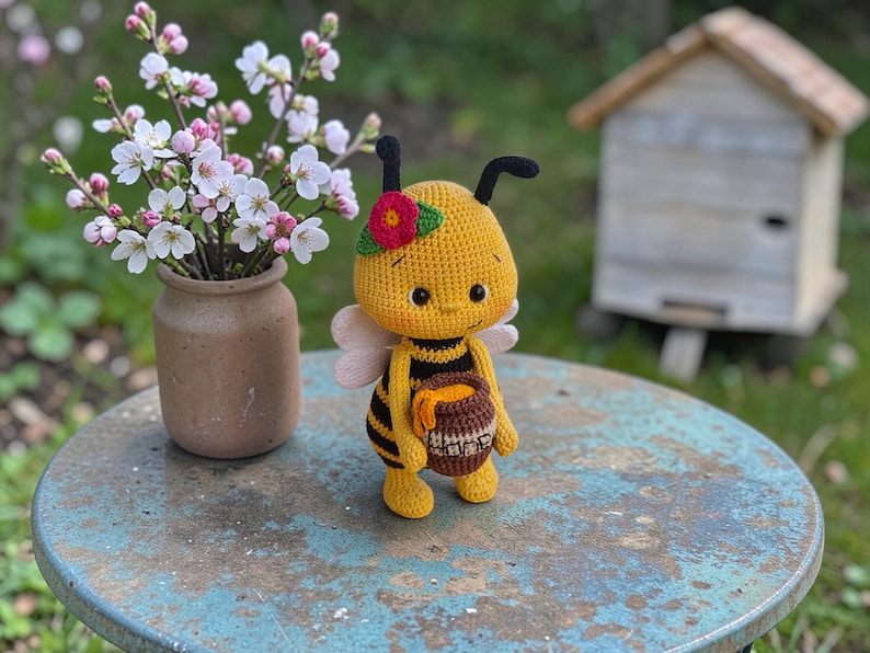 Crochet Bee Amigurumi Pattern, Honey Bee Plush Toy PDF Tutorial ...