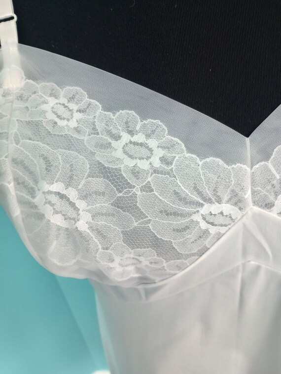White Full Lace Slip Dress Vanity Fair MINT Condi… - image 8