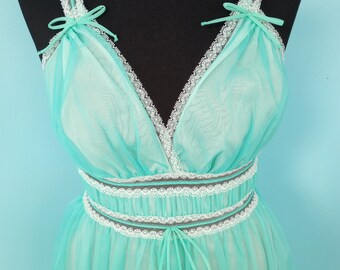 Vintage MINT GREEN Babydoll Nightie Sheer & Lacey Sexy Lingerie Wedding night GOTHAM Gold Star Size: 34