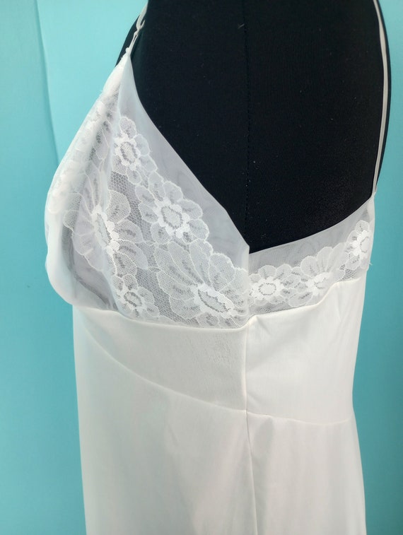White Full Lace Slip Dress Vanity Fair MINT Condi… - image 4