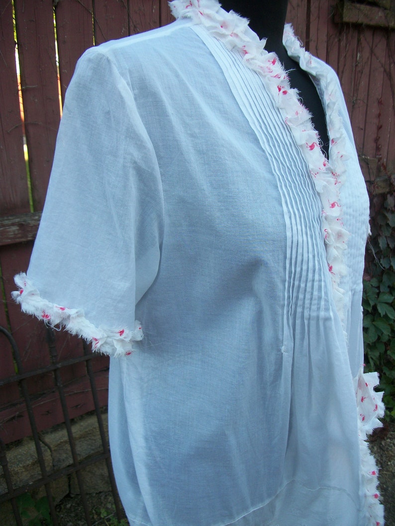 Large Pink Flamingo White Summer Duster Tunic with Pockets BOHO Blouse with Ruffle Festival Gypsy Upcycled Clothing Summer Size
