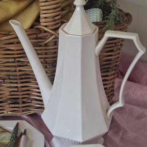 Vintage,Japanese, Nikko Classic White Coffee pot, sugar bowl and small plate ( crazng)