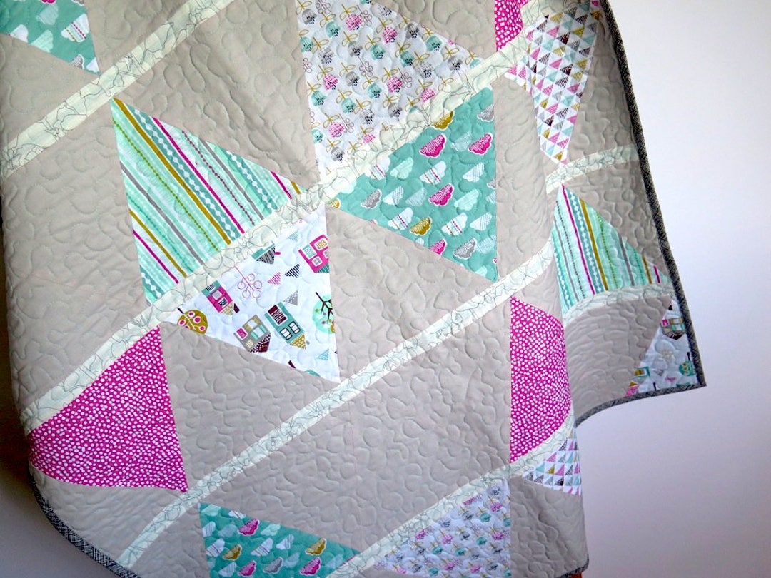 Pink Blue Toddler Quilt Baby Blanket Triangle Quilt Modern Etsy UK