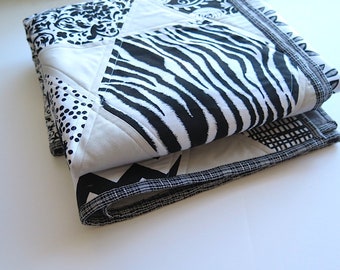 Monochrome baby quilt, lap quilt, black and white quilt, play mat, toddler quilt