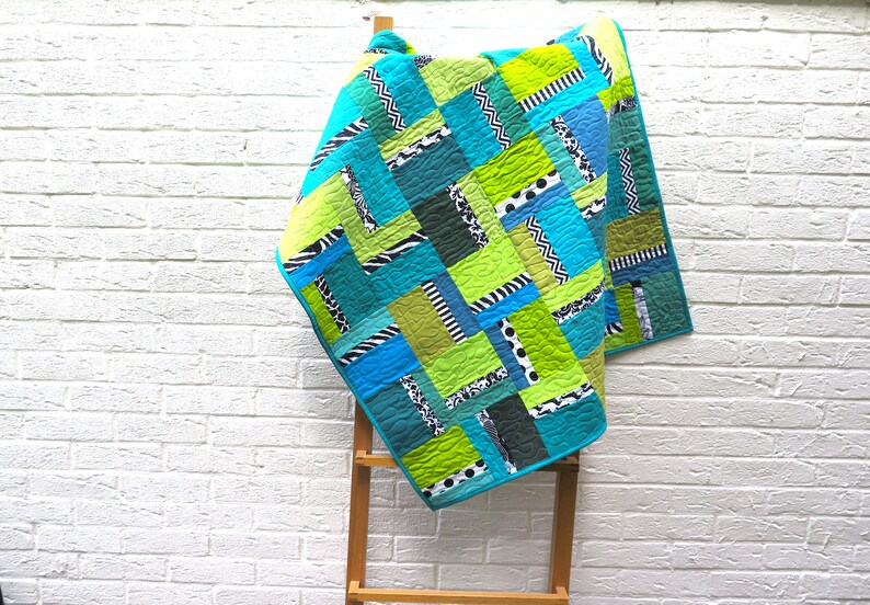 Baby quilt, modern geometric quilt, boy quilt, crib quilt, patchwork quilt, wall hanging, solids blue, green, turquoise image 2