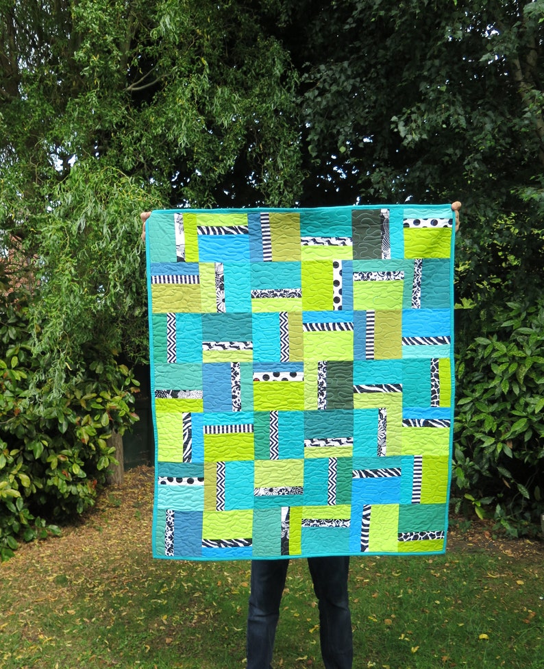 Baby quilt, modern geometric quilt, boy quilt, crib quilt, patchwork quilt, wall hanging, solids blue, green, turquoise image 4