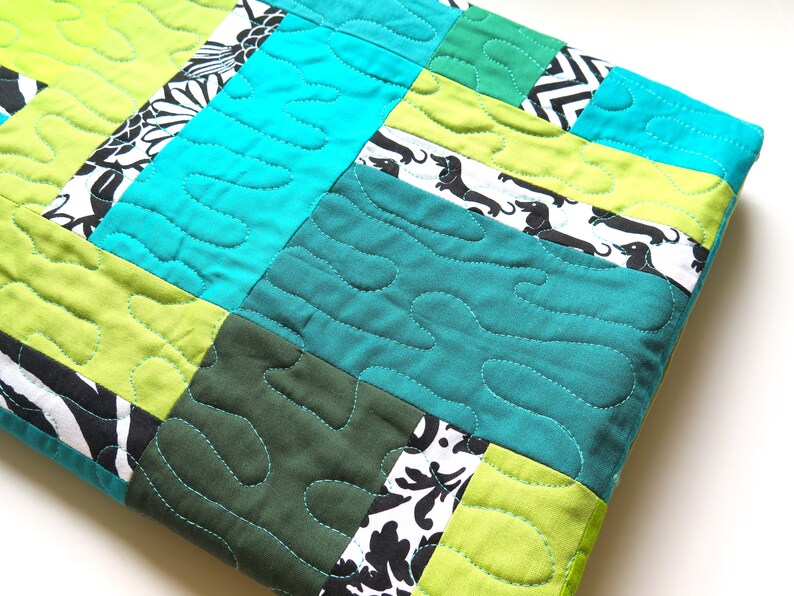 Baby quilt, modern geometric quilt, boy quilt, crib quilt, patchwork quilt, wall hanging, solids blue, green, turquoise image 6