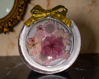 Pretty In Pink- Pressed Flower Trinket Tray with Gold Color Bow Detail- Round Shape