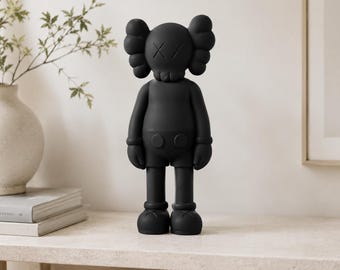 Black Designer Figure Statue, 3D Printed Modern Character Sculpture, Contemporary Shelf Decor, Minimalist Collectible Display