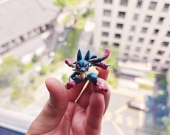 Mega Lucario, figurka z żywicy Pokémon, malowana ręcznie, skala 1/20, Pokémon Aura, dekoracja biurka gracza, przedmiot kolekcjonerski, prezent