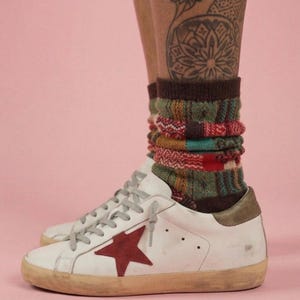 Calcetines divertidos para mujer | Calcetines de punto patchwork tradicional | Regalo atrevido y divertido | Calcetines coloridos | Colores llamativos | Imprescindibles para invierno o primavera