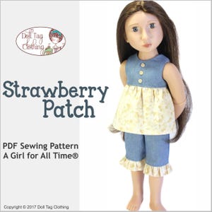 Peut inclure: Patron de couture PDF pour une tenue de poupée appelée "Strawberry Patch". Le patron est pour une poupée fille et comprend un haut en jean avec une bordure à volants, un haut imprimé floral jaune et un short en jean avec une bordure à volants.