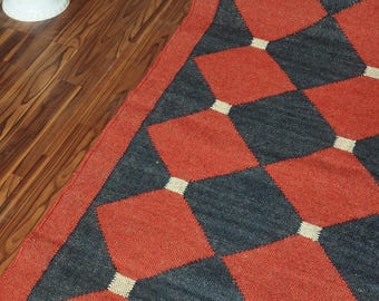 Indischer Handgefertigter Wolle Jute Kelim Teppich mit Fransen Rustikaler Boho Tribal Geometrischer Flachgewebe Teppich für Wohnzimmer Eingangsbereich Rote Teppiche