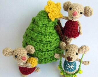 crochet PATTERN - Christmas Mice - instant download - PDF instructions