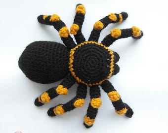 Creepy Tarantula - crochet spider PATTERN- PDF instructions