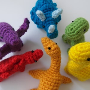 Rainbow dinosaurs e-book - PDF instant download - crochet instructions