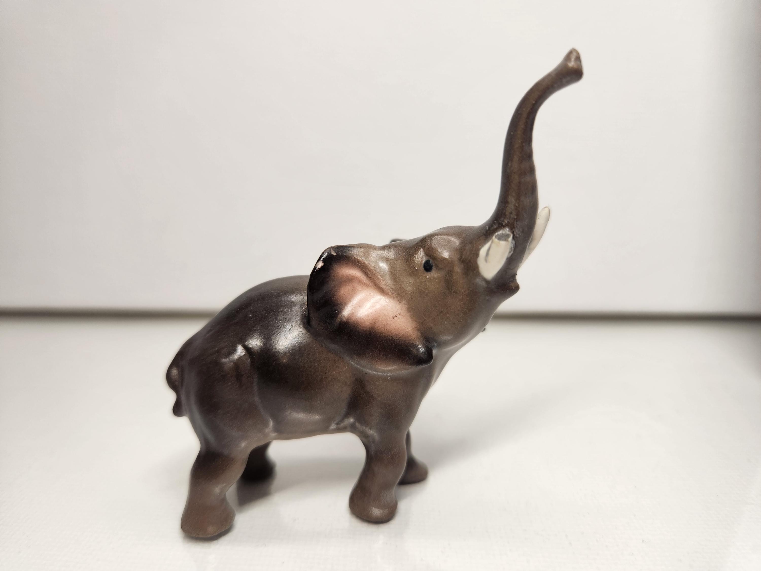Hagen Renaker Elephant - Etsy