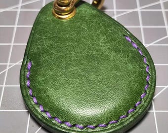 Italian Pueblo Leather Teardrop Key Card Holder | Compatible with AirTag & NFC Cards | Brass Hardware
