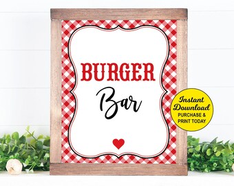 Puede incluir: Señal imprimible con un fondo a cuadros rojo y blanco. La señal dice "BURGER Bar" en texto negro con un corazón rojo en el centro. La señal está enmarcada en un marco de madera marrón. El texto "Descarga instantánea COMPRA & IMPRIME HOY" está en un círculo amarillo en el lado derecho de la señal. El texto "LA COMPRA INCLUYE SEÑALES DE 8"X10" Y 5"X7" EL TEXTO NO ES EDITABLE" está en la parte inferior de la imagen.