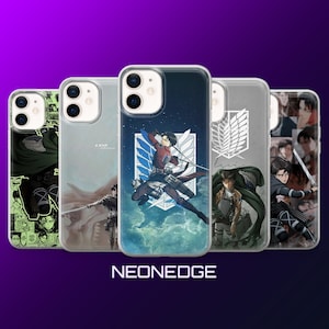 Könnte beinhalten: Fünf transparente Handyhüllen mit Anime-Illustrationen. Die Designs zeigen Charaktere in Actionposen, Logos und Illustrationen. Die Hüllen haben einen transparenten Rand und einen lila Hintergrund mit dem Text "NEONEDGE".