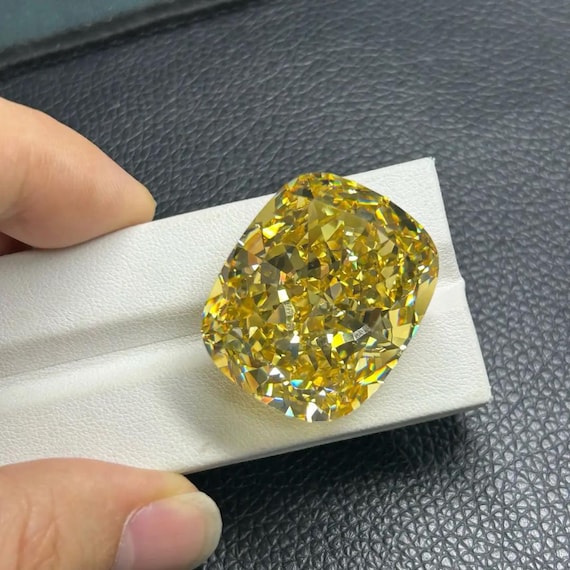 Fancy Yellow Lab Grown Diamond Moissanite Cushion Cut VVS1 Loose Diamond Gemstone