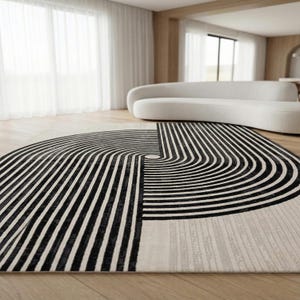 Tappeto moderno di metà secolo, arte geometrica Bauhaus, tappeto color crema e nero, design ad arco astratto, arredamento scandinavo per soggiorno, tappeto alla moda