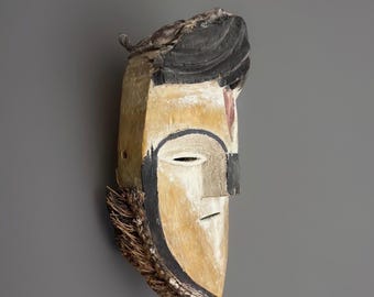 牙の仮面 ンギル協会 ガボン アフリカ美術 古い仮面/コレクション