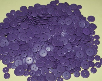 Bulk Lot, 400 Small Purple Buttons ,1/2" to 11/16 "  Lot 324