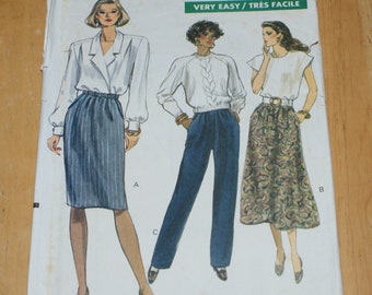 Retired Uncut Vogue Very Easy Skirt,and Pants Pattern 7677  Misses 8, 10, 12 Womans Sewing pattern