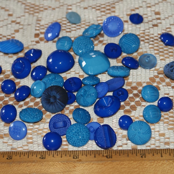 Fancy 50 Plastic Shades of Blue Shank Buttons Size 1/2 to 1" Lot 2483, Craft buttons, Embellishment Buttons, Buttons for Crafts, Crafting