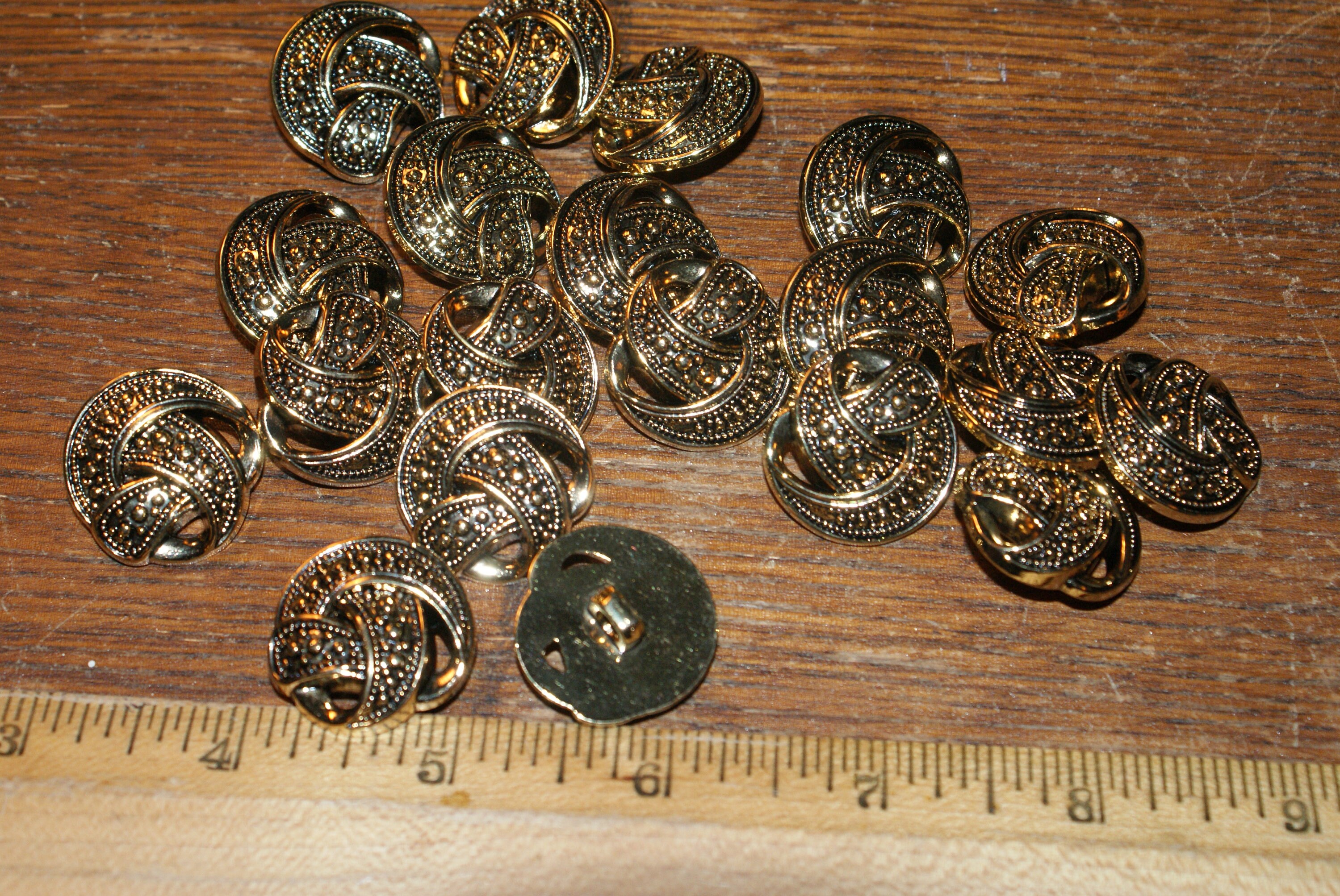 20 Fancy Gold-tone Plastic Shank Buttons 1
