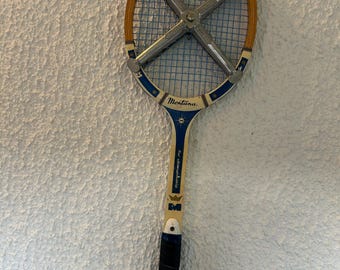 Vintage houten tennisracket – jaren 70-80 – Perfecte wanddecoratie (Frankrijk), apart te koop, op aanvraag.