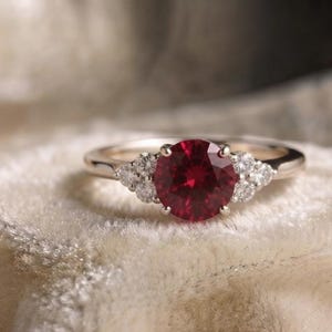 Lab Created Ruby Engagement Ring, Round Ruby Promise Ring, White Gold Diamond Accent Ring, July Birthstone Gift for Women Bild 7