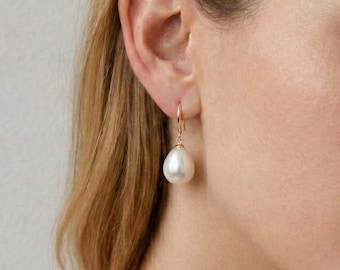 Minimalist Pearl Hook Earrings, Freshwater Pearl Drop Earrings, Elegant Everyday Jewelry, Gift for Her