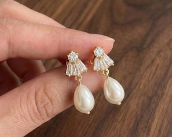 Teardrop Pearl Drop Earrings, Crystal Fringe Freshwater Pearl Dangle Earrings, Elegant Bridal Jewelry, Gift for Her
