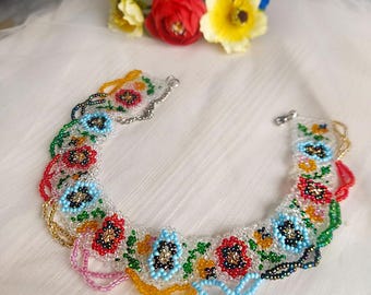 Floral Beaded Necklace: Ukrainian-Inspired Flower Garland
