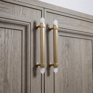 Tirador de latón macizo con cristales: Tirador creativo para cajones, armarios y alacenas de cocina.