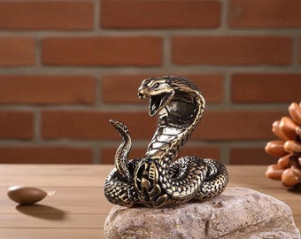Figura de serpiente de cobre • Mini serpiente de latón • Estatua de serpiente vintage • Pequeño reptil para decoración de escritorio