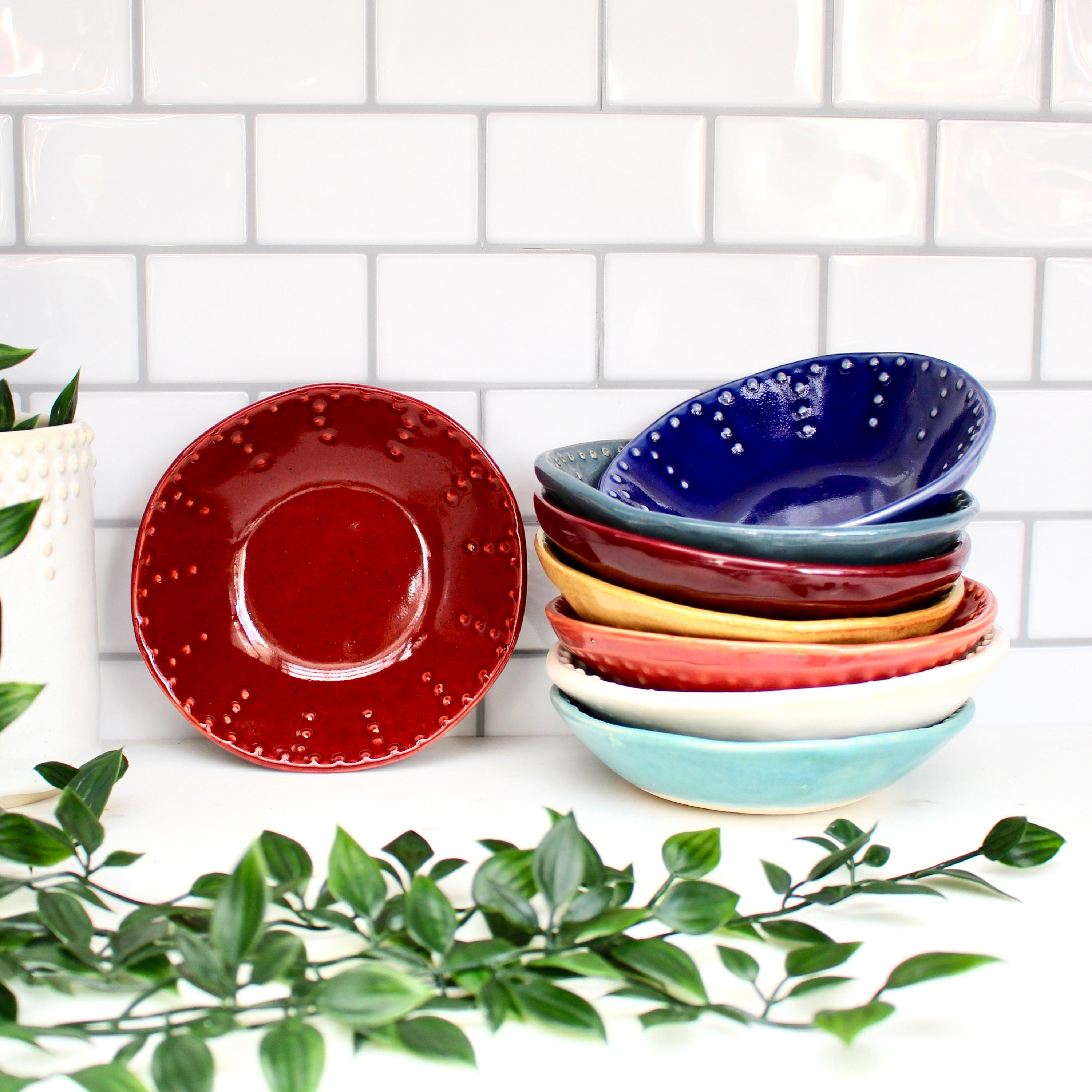 Farmhouse Style Irregular Shaped Ceramic Bowls With Handles