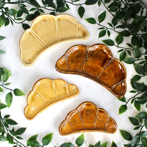 Croissant Hobnail Trinket Dish main image 0
