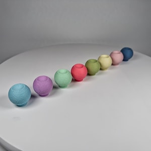 Runde Möbelknäufe – bunte Schubladenknöpfe – farbige Schrankgriffe für Kinderzimmer, Wohnzimmer, Kommode & DIY-Möbel Upcycle-Projekts