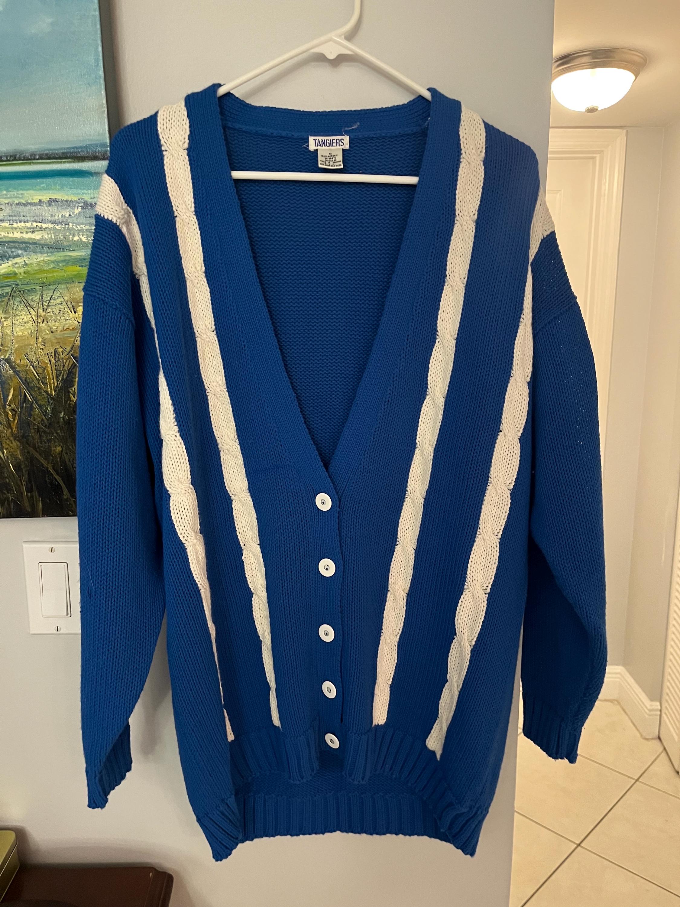 Cárdigan grueso abotonado azul y blanco vintage de Tangiers para hombre.