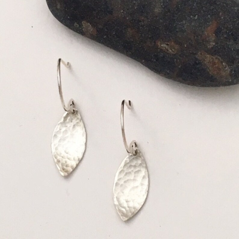 Small concave hammered silver leaf dangle earrings leaf shaped silver earrings image 3