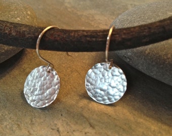 Hammered silver earrings - round silver disc earrings