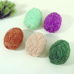 Soft Snowflake Velvet Yarn 40g, 41 Colors, for Hair Accessories, Hats, Clothing and Amigurumi