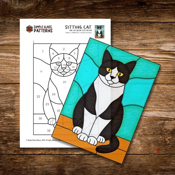 Sitting Cat Stained Glass Pattern • Simple Suncatcher design for Beginners • Cricut Friendly