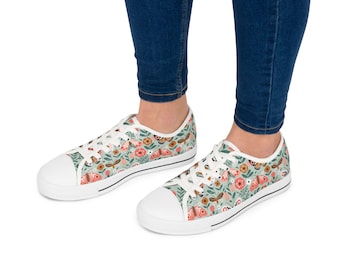 Floral Folk Art Pattern Women's Low Top Sneakers | Pink Coral Flowers
